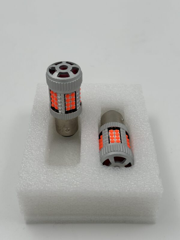 لامپ خودرو دوکنتاکت / مدل LED (p21/5W) ولت 12و 24 ( بسته دو عددی ) - Image 3